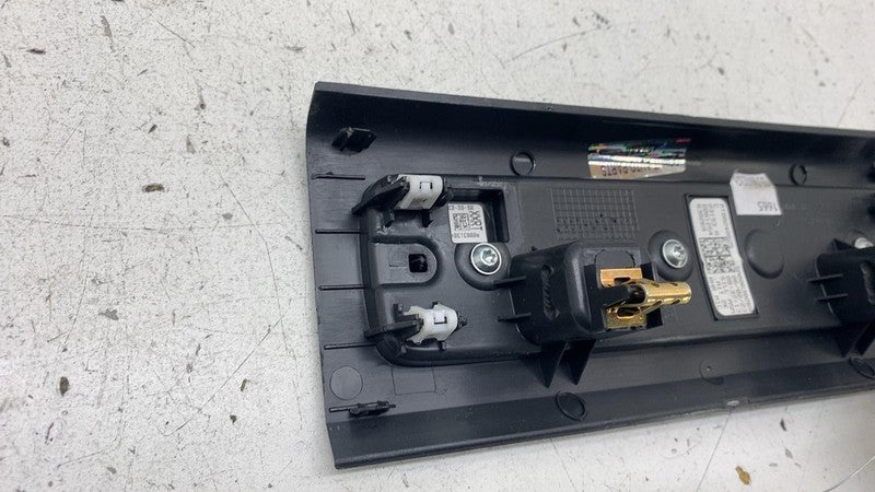 PT00240625 ⭕ 2022-2024 Rivian R1T Rear Right Door Sill Scuff Plate Trim Cover RH PT00240625