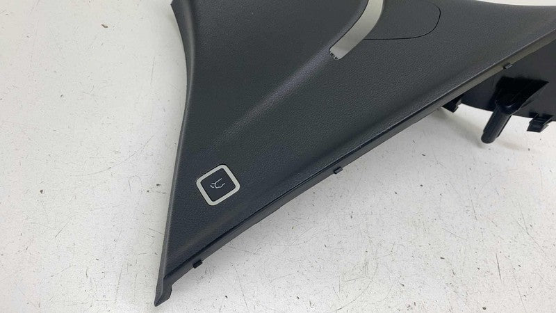 5RJ07DX9AH ⭕ 2017-2025 Chrysler Pacifica Rear Left Side Quarter Upper Trim Panel 5RJ07DX9AH