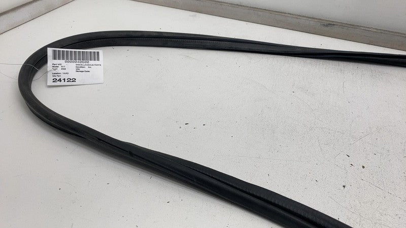 ⭕ 2022-2024 Rivian R1T R1S Front Frunk Weather Stripping Gasket Seal P