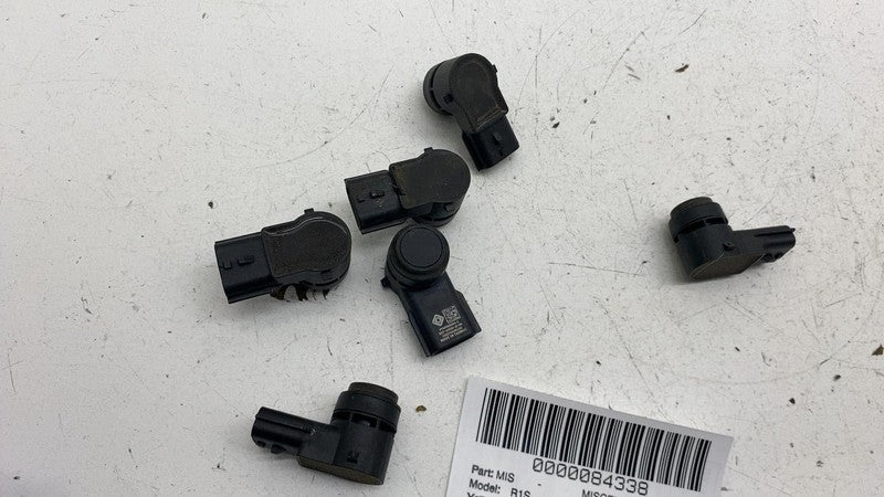 PT00509504C ⭕ 2025 Rivian R1S SET of Bumper Park Assist Sensors (6x) OEM PT00509504-C