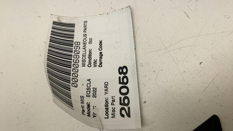 ⭕ 2022 Mercedes Benz EQS450+ Front Driver Side Fender Gap Cover Left A