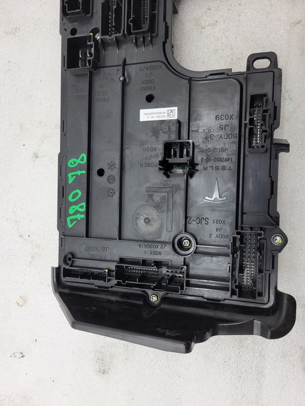 156735900B ⭕ 17-23 Model 3 M3 Left Low Voltage Controller Electronic Module LH 1497850-00-D