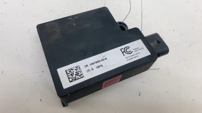 ⭕ 17-23 Tesla Model 3 Rear Bumper BCM Computer Body Control Module 109