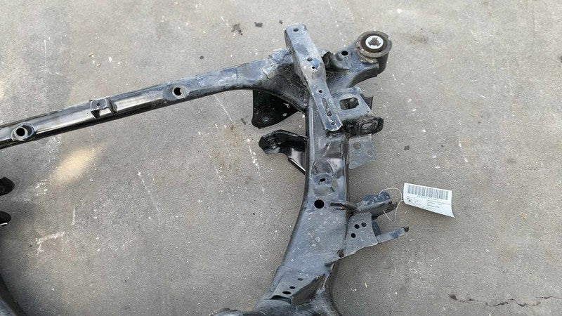Crossmember/cradle/undercarria TESLA MODEL 3 23