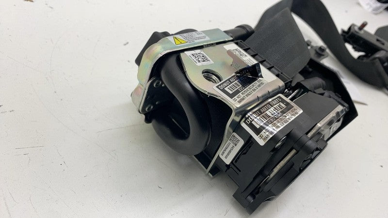 ⭕ 2021-2023 Polestar 2 Front Passenger Side Seat Belt Retractor Right 