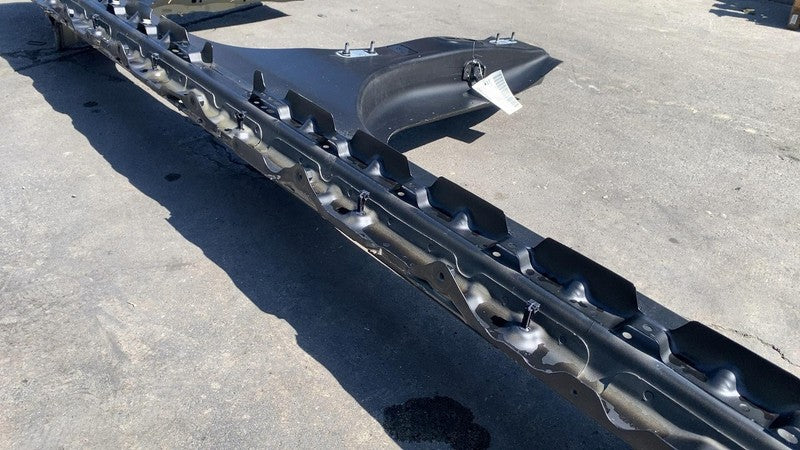 ⭕2024-2025 Tesla Cybertruck Passenger Side Rocker Panel Structural Cut