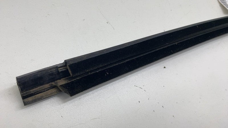 ⭕ 2023-2024 Toyota Prius Front Left Window Door Weatherstrip Seal Belt