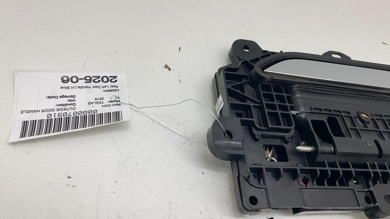 ⭕ 16-20 Model S MS Rear Left Exterior Door Handle Outer Silver PMSS 10