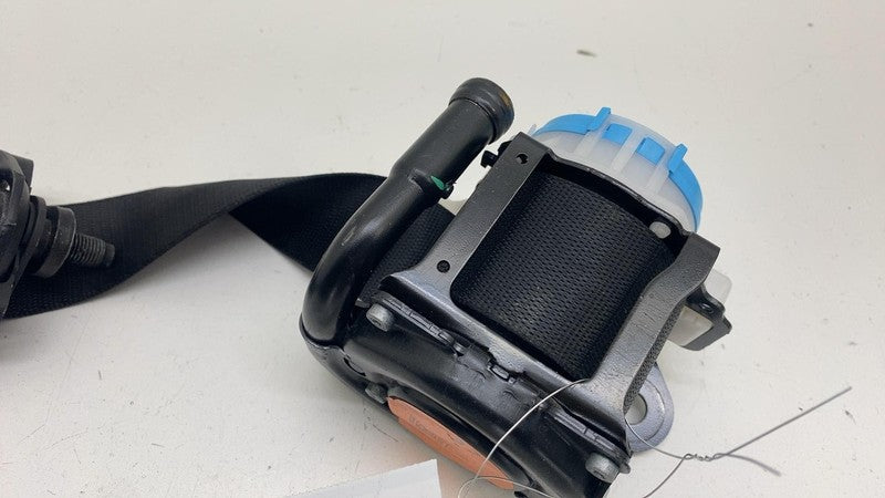 ⭕ 2014-2015 Mercedes-Benz B Electric Drive Rear Left Seatbelt & Retractor Assy