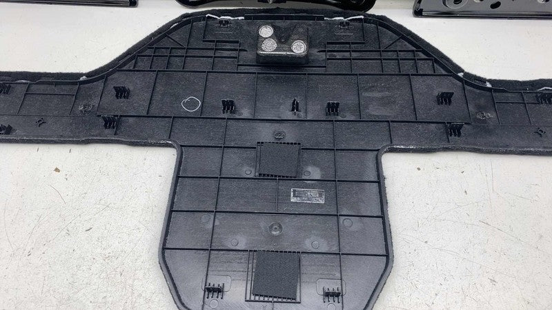 ⭕ 2017-2025 Chrysler Pacifica Rear 2nd Row Floor Load Tray Cover w/ Carpet Assy
