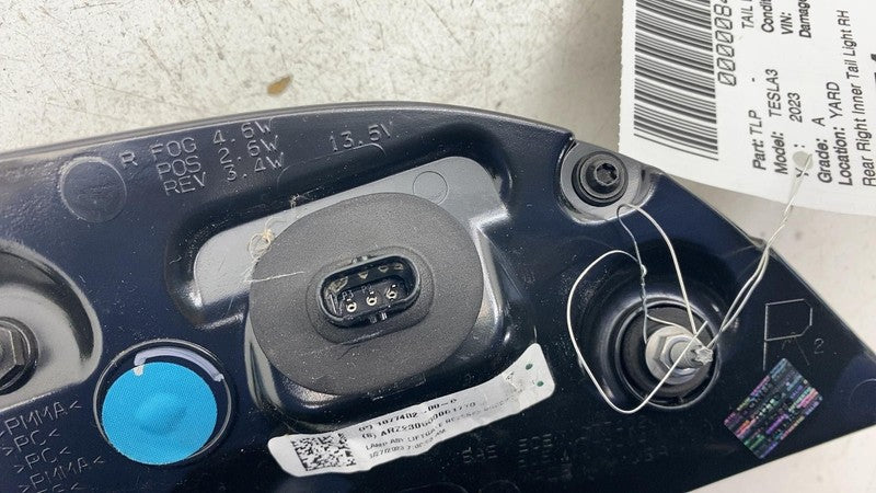 ⭕ 2017-2023 Model 3 Rear Right Inner Taillight LED Tail Lamp 3-Pin 107