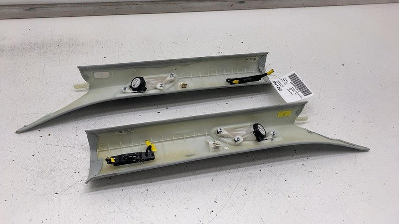 ⭕ 22-24 Rivian R1T Front Left & Right A-Pillar Upper Trim w/ Speaker P