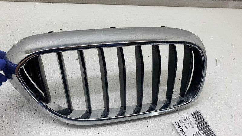 2017-2021 BMW 530e G30 Front Passenger Side Bumper Kidney Grille Right