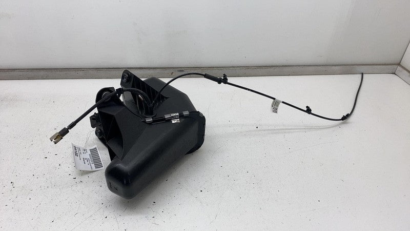 C100003132-F ⭕22-24 R1T R1S Air Ride Suspension Hydraulic Supply Compressor Pump C100003132-F