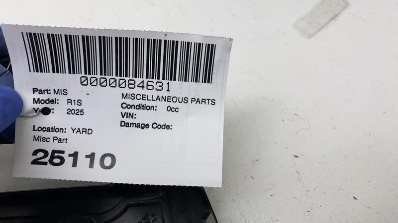 PT00015564J ⭕ 2022-2025 Rivian R1S Rear Bumper Cover w/ Diffuser Tow Hitch Trim PT00049049