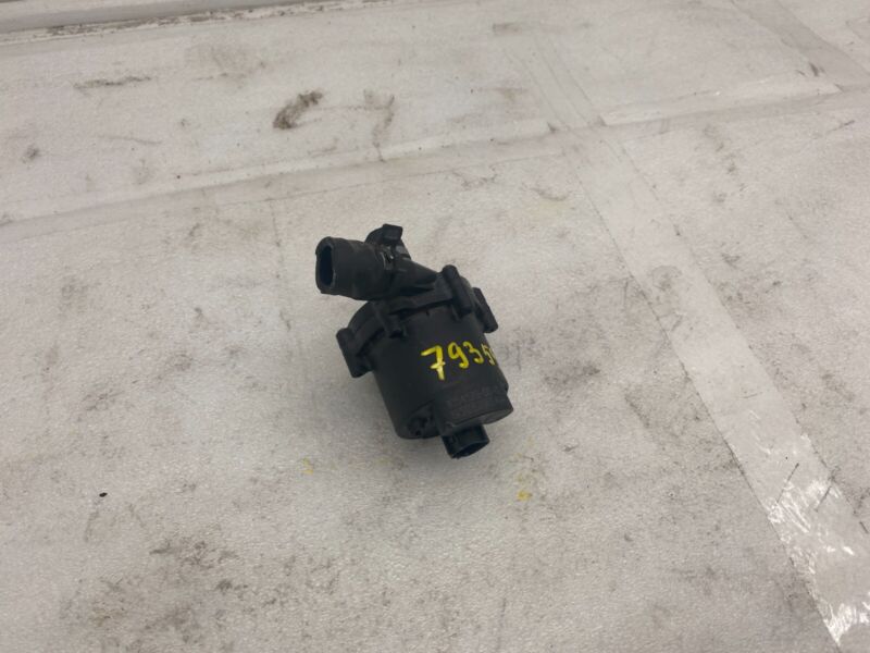 2016-2020 Tesla Model X MX Auxiliary Coolant Water Cooling Pump FWD Assembly OEM