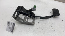 ⭕ 2017-2020 Maserati Levante Front Brake Foot Stop Pedal w/ Bracket 06700311040