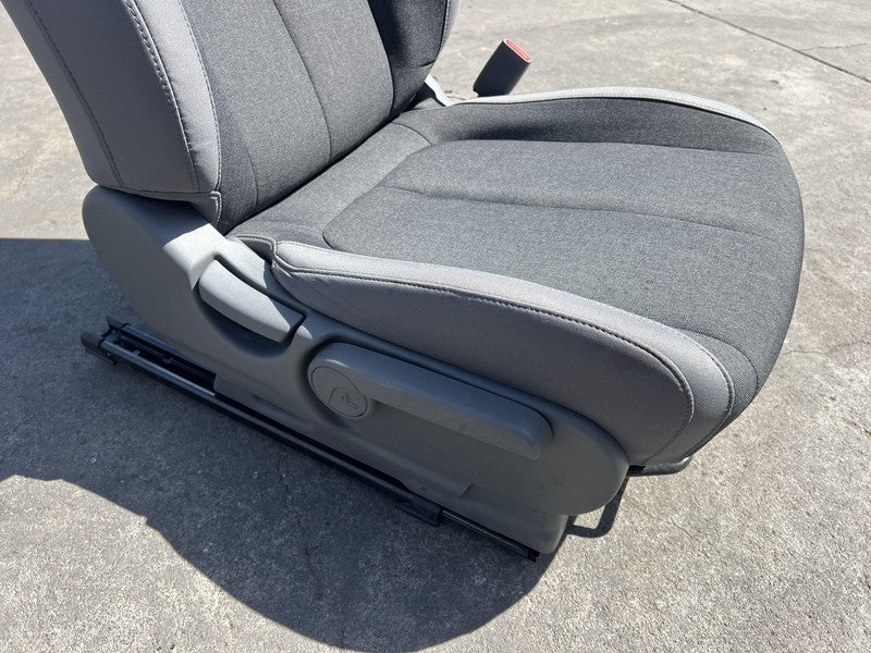 881P6-GI200 ⭕ 2022 2023 Hyundai Ioniq 5 Front Passenger Side 1st Row Seat Cloth Right Gray