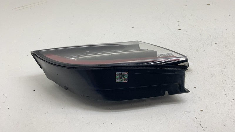 ⭕ 17-23 Tesla Model 3 Rear Left Inner Taillight LED Tail Lamp 3-Pin 10