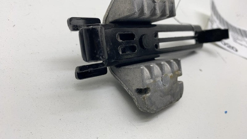111859900D 2017-2023 Tesla Model 3 M3 12V Battery Upper Tie-down Bracket Strap Holder Mount