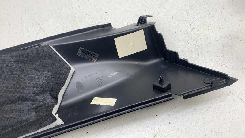 ⭕2014-2019 Land Rover Range Rover Sport Rear Left Side C-Pillar Lower Trim Cover