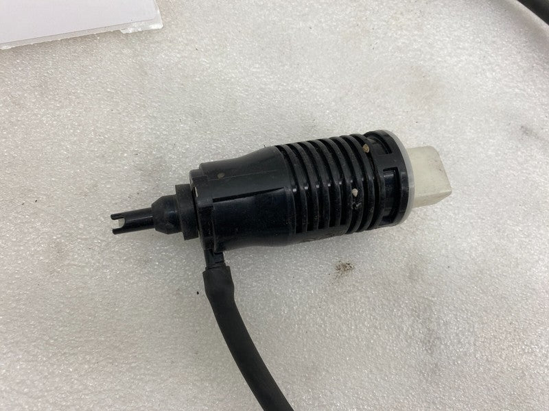 ⭕ 2020-2024 Tesla Model Y MY Front Windshield Glass Washer Motor Pump 