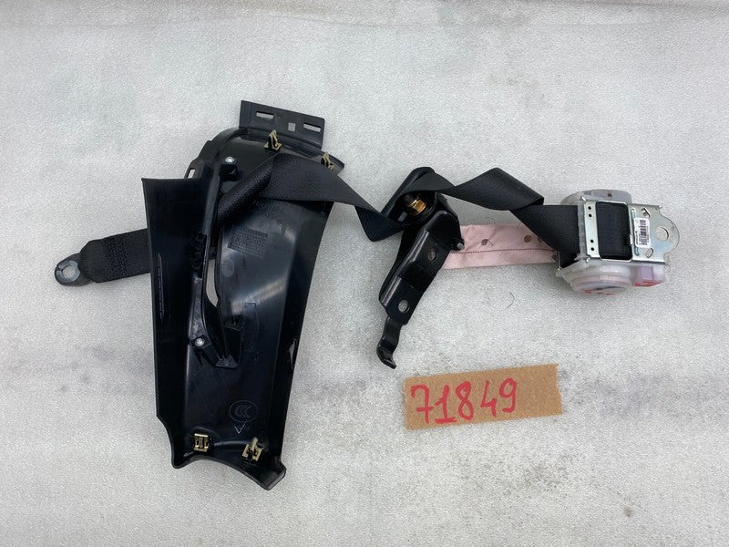 ⭕ 16-20 Model S Rear Left Seatbelt Retractor w/ Mid C-Pillar Cover 102