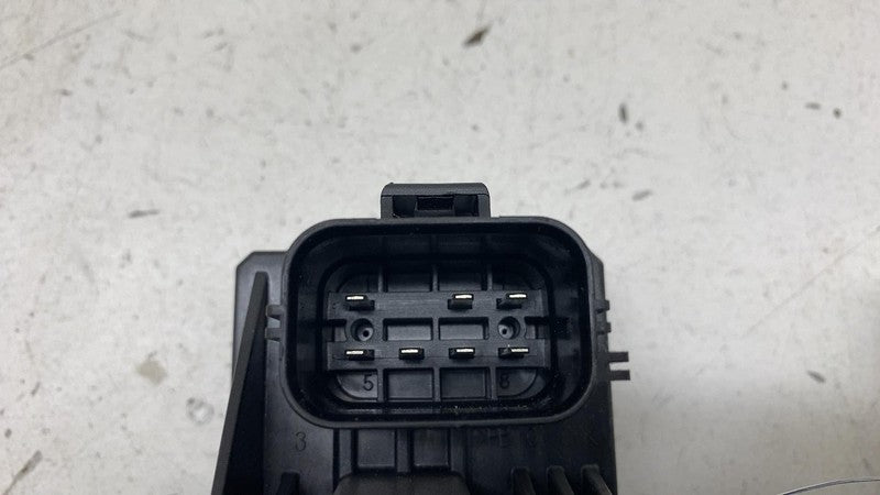 2013 2014 2015 2016 2017 2018 Ford C-Max Fuel Pump Control Module AU5A