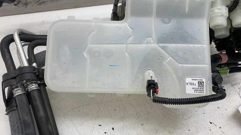 ⭕ 21-23 Model X Super Beam Thermal Supermanifold Coolant Reservoir 159