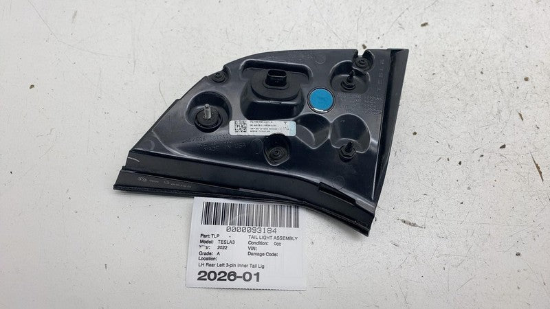 ⭕ 17-23 Model 3 Rear Left Inner Taillight LED Tail Lamp (3-Pin) LH 107