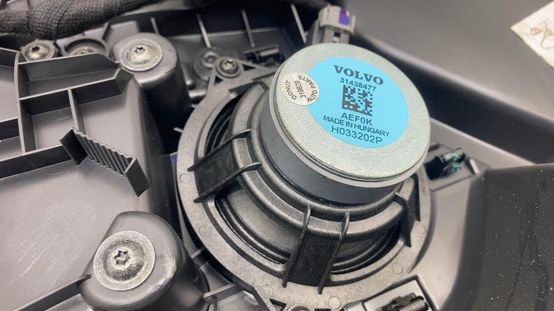 31696476 ⭕ 2021-2024 Polestar 2 PS2 Front Right Interior Door Panel Trim Card RH 31696476