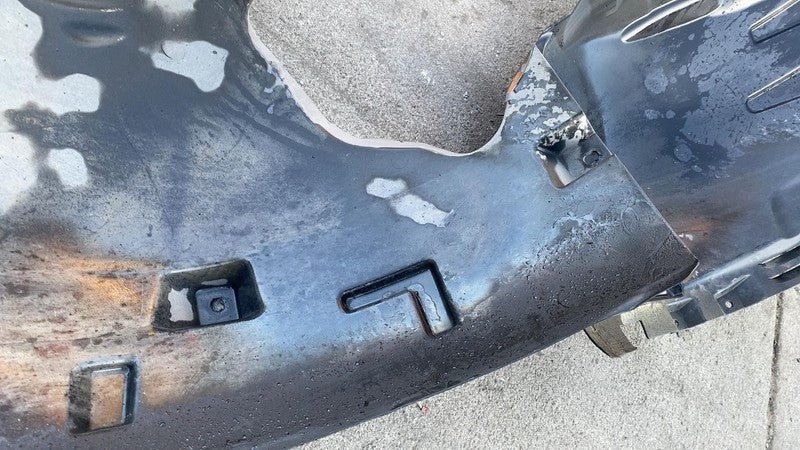 A 166 884 11 22 2016-2019 Mercedes-Benz GLE350 Front Inner Fender Liner Splash Guard Shield Left