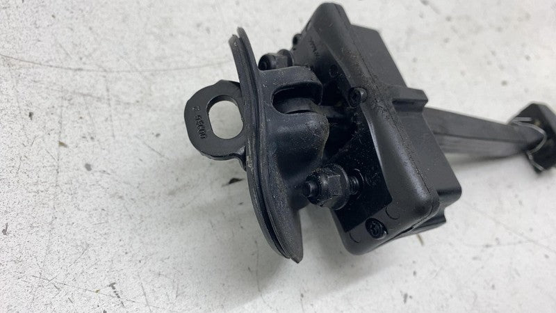 ⭕ 2017-2020 Maserati Levante Rear Driver Side Door Check Strap Stop St