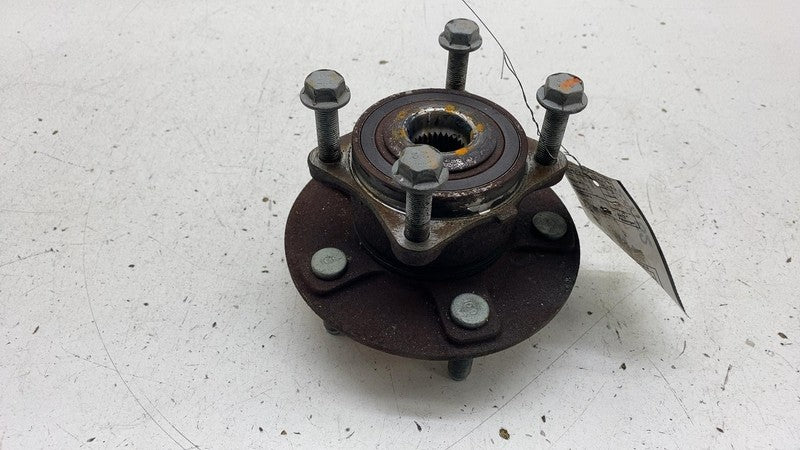 PT00031233D 2022 2023 2024 Rivian R1T R1S Rivian Front Left or Right Wheel Hub Bearing Assy