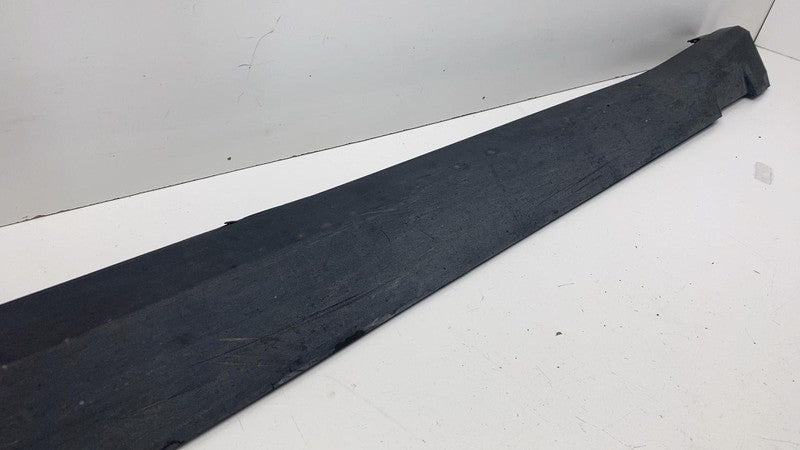 32259230 ⭕ 21-23 Polestar 2 Passenger Side Rocker Skirt Panel Molding Trim Right 32259230