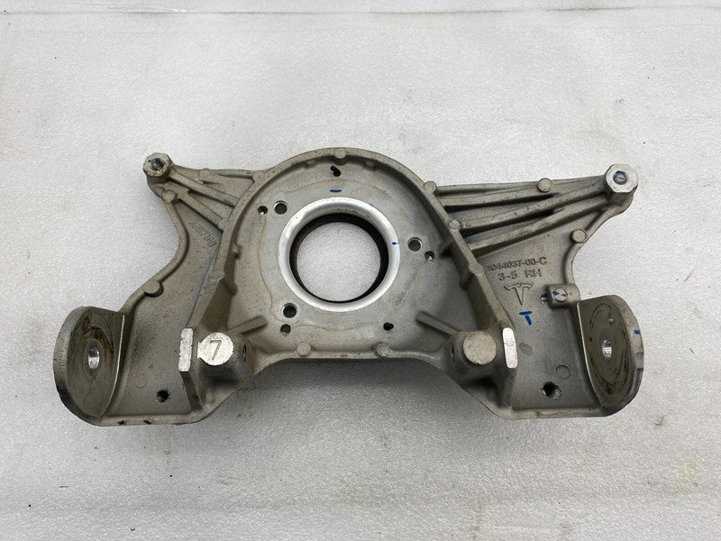 104403700C ⭕ 17-23 Model 3 Y Front Passenger Upper Strut Mount Bracket Right 1044037-00-C