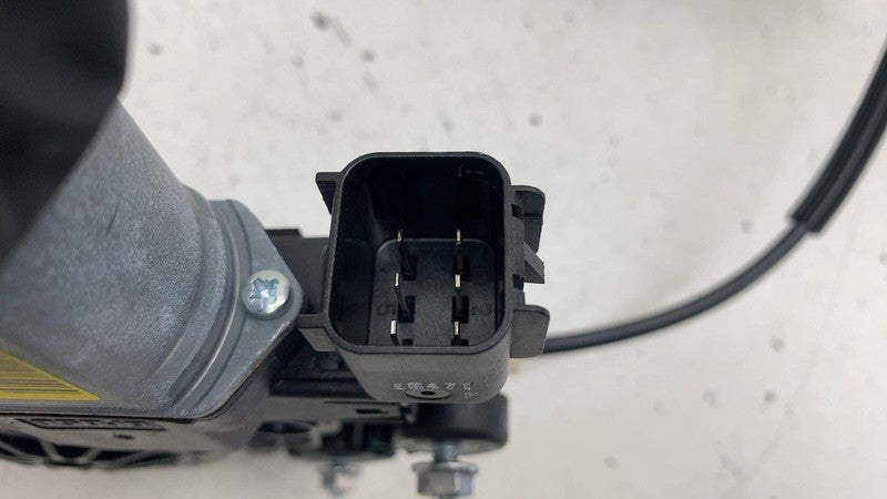 PT00009556-H ⭕ 22-24 Rivian R1T R1S Rear Left Door Window Regulator LH w/ Motor PT00009556-H