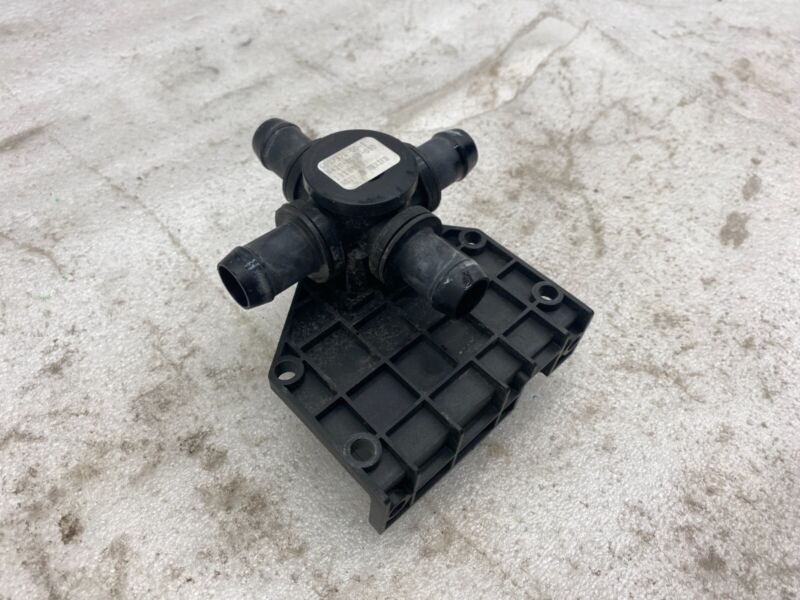 2012-2020 Tesla Model S Coolant Pump Cooling Valve Actuator 4-Way 6007370-00-B