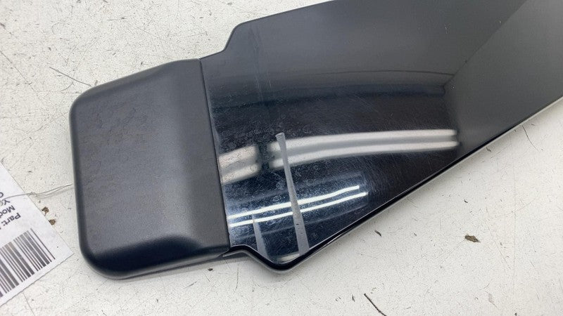 ⭕ 14-21 Maserati Ghibli Right Exterior B-Pillar Applique Molding Cover