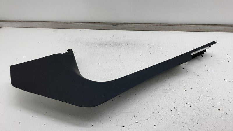 890370000 ⭕ 17-20 Maserati Levante Front Right Lower Door Sill Scuff Plate RH 890370000