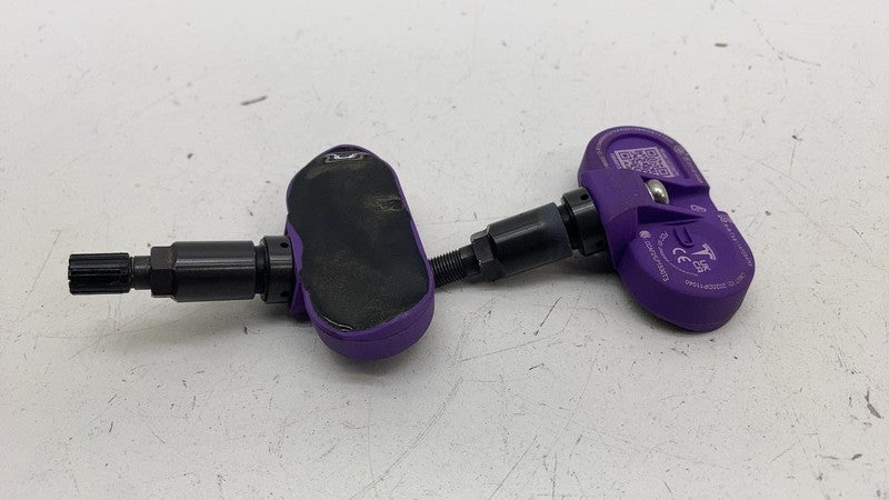 ⭕24-25 Tesla Cybertruck PAIR of Bluetooth TPMS Tire Pressure Sensor 19