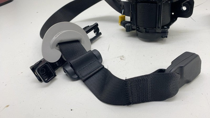108127901H ⭕ 2017-2023 Tesla Model 3 Front Right 1st Row Seat Belt & Retractor 1081279-01-H
