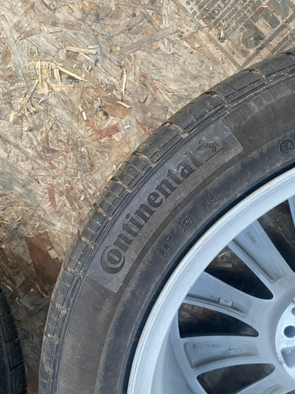 1027245 00 C 2016-2020 Tesla Model X 20" Wheel Rim 20x9.5 +40MM Continental Tire 275/45R20 x3