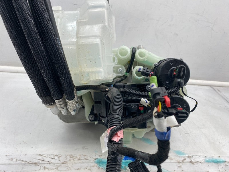 1523000 96 E 20-23 Model Y Supermanifold Refrigerant Chiller + Coolant Reservoir 1547595-96-F
