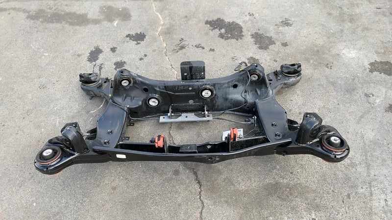 06701062910 ⭕ 17-20 Maserati Ghibli Rear Suspension Subframe Crossmember Support 06701062910