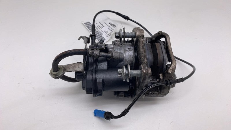 2017-2020 BMW 530e 530i G30 Rear Right Caliper + Brake Hose Line w/o S