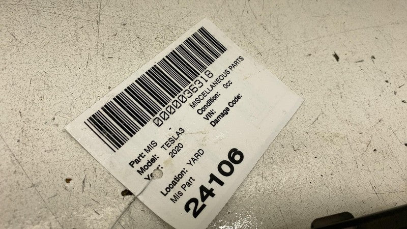 ⭕ 17-23 Model 3 Rear Package Tray Lamp Inner 3rd Brake Stop Light 1077