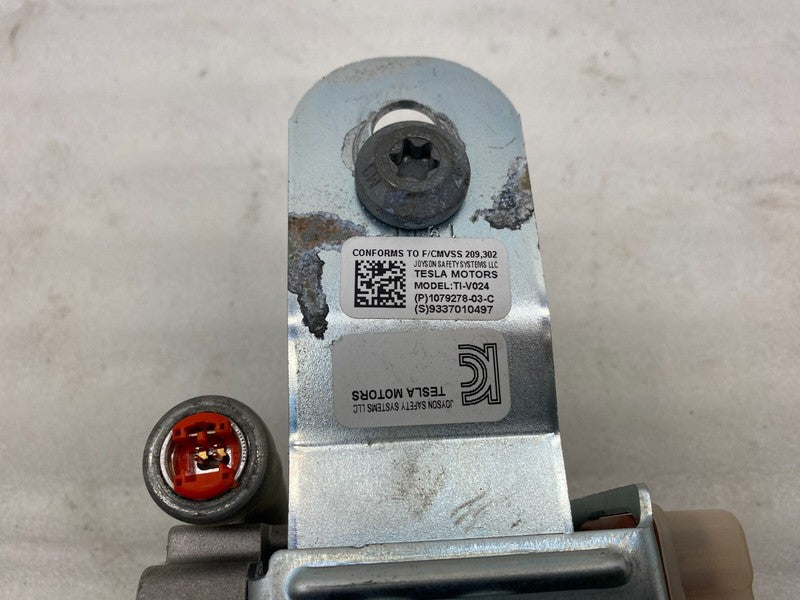 107927803C ⭕ 2016-2020 Tesla Model S Front Right 1st Row Seat Belt & Retractor 1079278-03-C