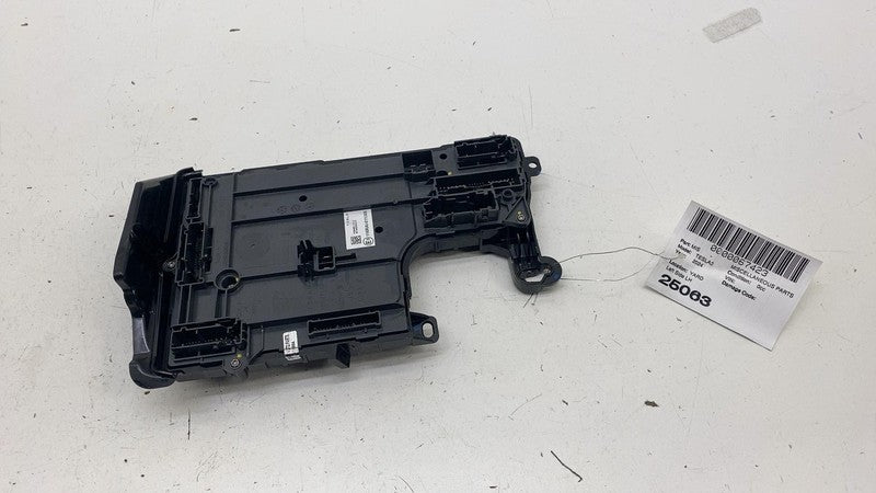 183463210D ⭕ 24-25 Model 3 Front Left Frunk Low Voltage Body Controller Module 1834632-10-D