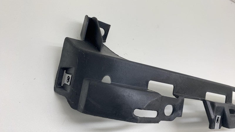 108070900C 2016-2023 Tesla Model X MX Rear Passenger Side Tailgate Mount Bracket Right Assy